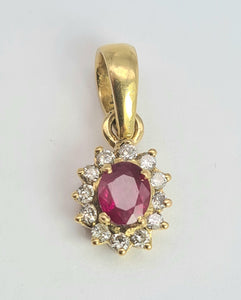 2091: Vintage: 18ct Gold Rich Red Ruby 12 Natural Diamonds Pendant- Petite, Sparkling, Demure