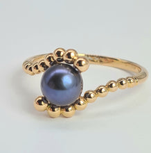 Load image into Gallery viewer, 2108: Vintage: 18ct Rose Gold Bubble Shank Blue Akoya Pearl Ring- Ergonomic beauty
