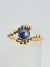 Load image into Gallery viewer, 2108: Vintage: 18ct Rose Gold Bubble Shank Blue Akoya Pearl Ring- Ergonomic beauty
