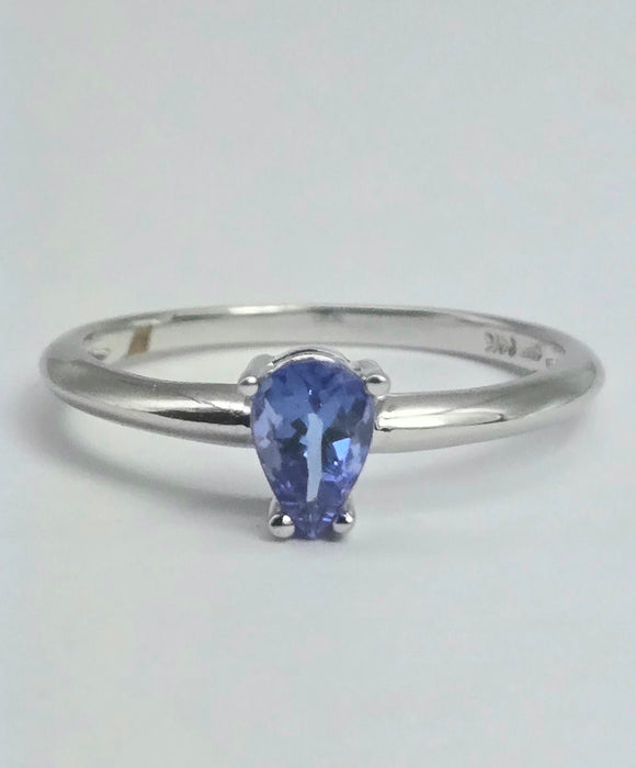 1890: Vintage: 14ct White Gold Petite Pear-Cut Violet Blue Tanzanite Ring