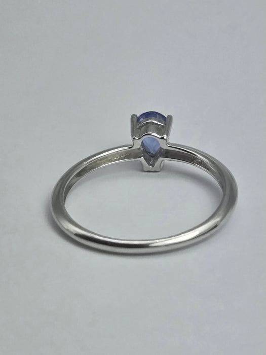 1890: Vintage: 14ct White Gold Petite Pear-Cut Violet Blue Tanzanite Ring