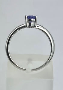 1890: Vintage: 14ct White Gold Petite Pear-Cut Violet Blue Tanzanite Ring