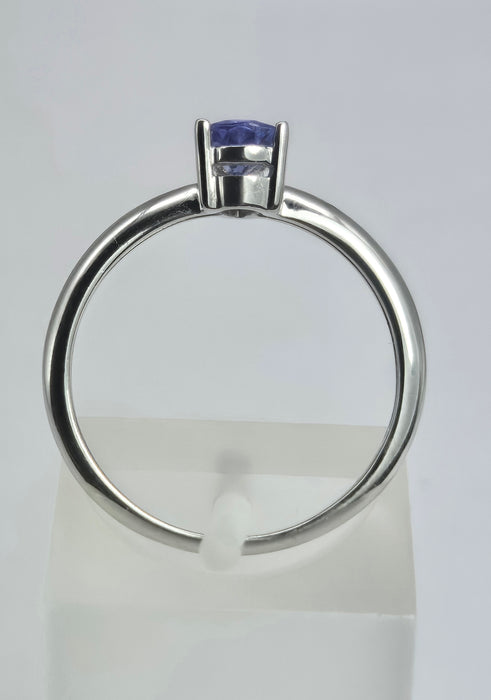 1890: Vintage: 14ct White Gold Petite Pear-Cut Violet Blue Tanzanite Ring