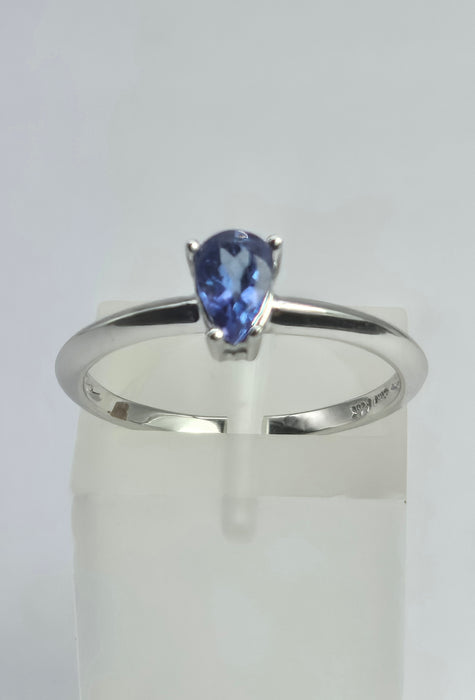1890: Vintage: 14ct White Gold Petite Pear-Cut Violet Blue Tanzanite Ring