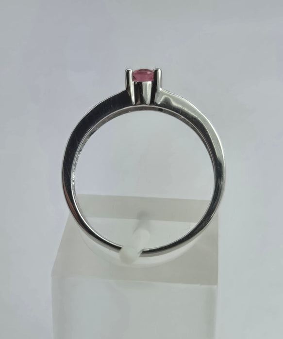 1894: Vintage: 9ct White Gold Pink Tourmalines Dress Ring- pretty in pink