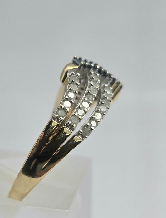 Vintage: 9ct Yellow Gold Blue & White Diamond Openwork Dress Ring