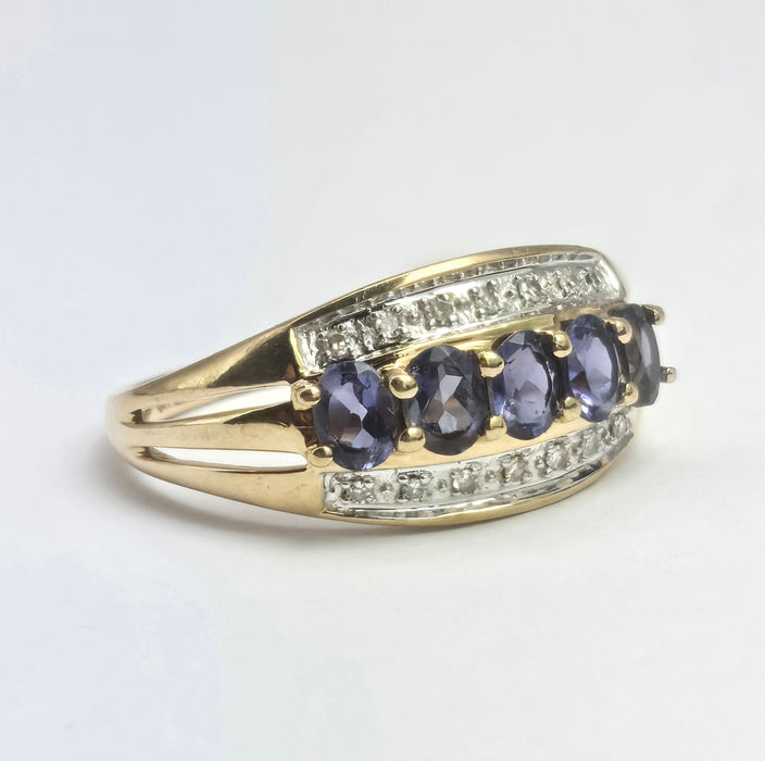 2018: Vintage: 9ct Gold Violet Blue Iolites 14 Diamonds Dress Ring- a beauty