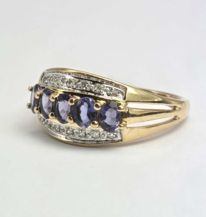 2018: Vintage: 9ct Gold Violet Blue Iolites 14 Diamonds Dress Ring- a beauty