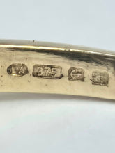 Load image into Gallery viewer, 2115: Vintage: 9ct Gold 6 Tanzanites Diamond Floral Daisy Ring
