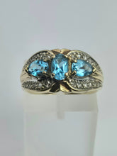 Cargar imagen en el visor de la galería, 2123: Vintage: 9ct Gold Blue Spinel Diamonds Cocktail Ring- Statement Weight
