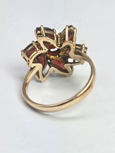 2197: Vintage: 9ct Gold Mixed-Cut Rich Red Garnets Cluster Ring- From 1976
