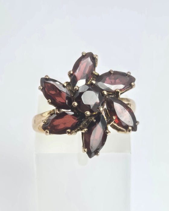 2197: Vintage: 9ct Gold Mixed-Cut Rich Red Garnets Cluster Ring- From 1976