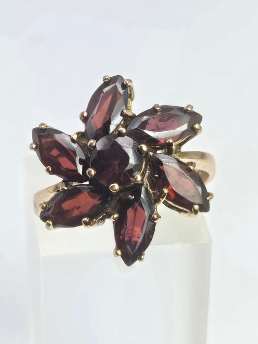 2197: Vintage: 9ct Gold Mixed-Cut Rich Red Garnets Cluster Ring- From 1976