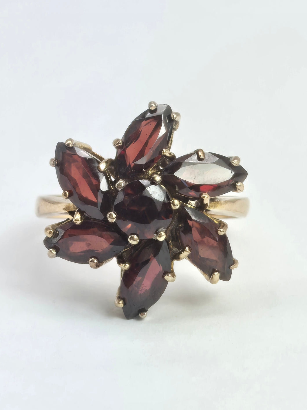 2197: Vintage: 9ct Gold Mixed-Cut Rich Red Garnets Cluster Ring- From 1976