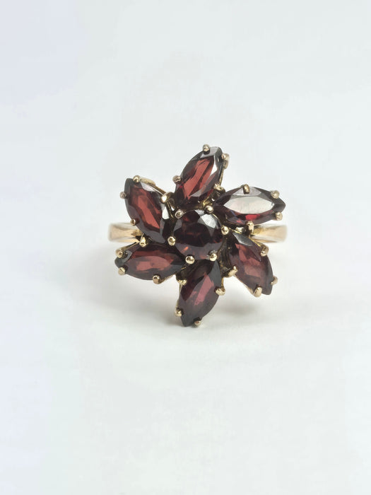 2197: Vintage: 9ct Gold Mixed-Cut Rich Red Garnets Cluster Ring- From 1976