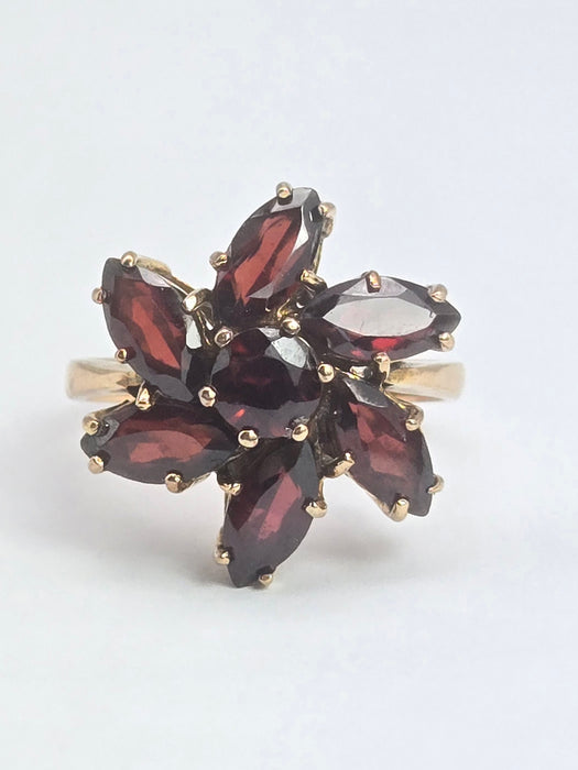 2197: Vintage: 9ct Gold Mixed-Cut Rich Red Garnets Cluster Ring- From 1976