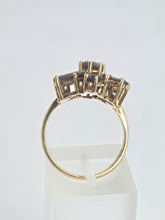Cargar imagen en el visor de la galería, 2197: Vintage: 9ct Gold Mixed-Cut Rich Red Garnets Cluster Ring- From 1976
