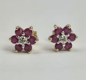 2043: Vintage: Petite 9ct Gold Rubies Diamond Stud Earrings