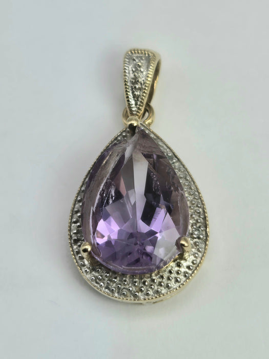 2045: Vintage: 9ct Gold  Pear-Cut Amethyst Diamonds Pendant