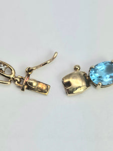 2110: Vintage; 9ct Gold Swiss Blue Topaz Natural Diamonds Bracelet (18.5cm)