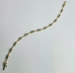 2112: Vintage: 9ct Gold 14&nbsp; Emeralds 13 Diamonds Bracelet (18cm)- a natural beauty