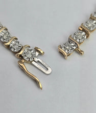 Load image into Gallery viewer, 2113: Vintage; 9ct Gold 36 Natural Diamonds Bracelet (18cm) - A sparkling beauty
