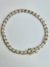 Load image into Gallery viewer, 2113: Vintage; 9ct Gold 36 Natural Diamonds Bracelet (18cm) - A sparkling beauty
