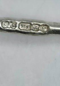 2176: Vintage: 9ct Gold 100 Natural Diamonds Drop/Dangle Earrings