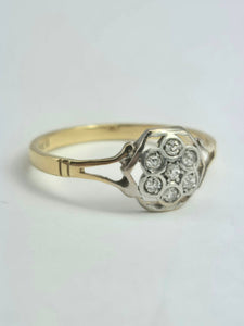 1927: Vintage: 18ct Gold 7 Diamonds Hexagonal Set Ring- Very sparkly