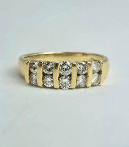 2051: Vintage: 18ct Gold 10 Round Full Cut&nbsp; Natural Diamonds Tiered Ring
