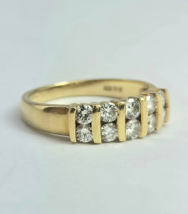 2051: Vintage: 18ct Gold 10 Round Full Cut&nbsp; Natural Diamonds Tiered Ring