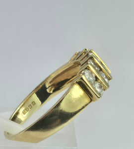 2051: Vintage: 18ct Gold 10 Round Full Cut&nbsp; Natural Diamonds Tiered Ring