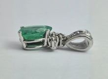 Load image into Gallery viewer, 2069: Vintage 18ct White Gold Pear Cut Emerald Diamonds Pendant- Petite perfection.
