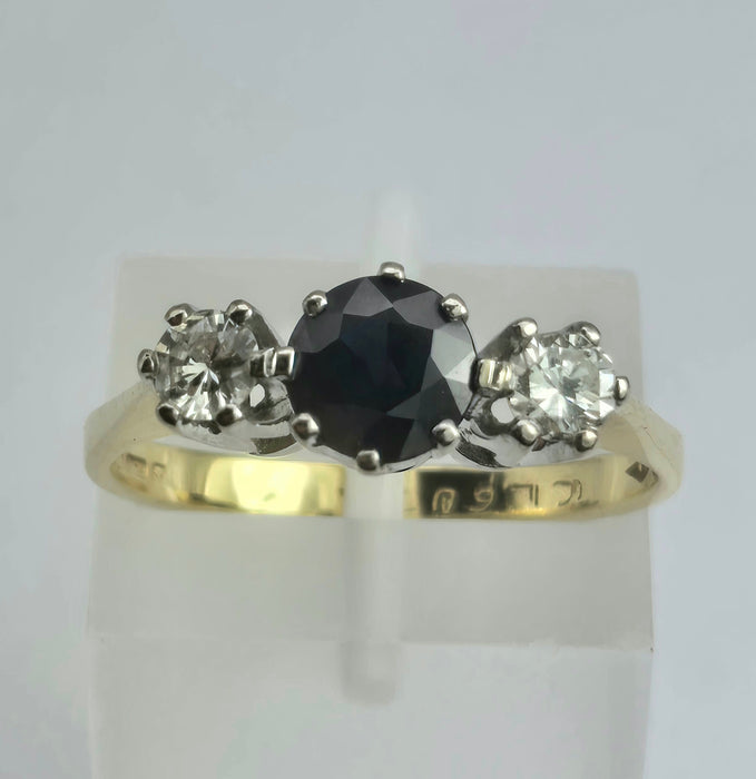 2071 Vintage: 18ct Yellow Gold French Blue Sapphire & Diamond Three Stone Ring — From 1984