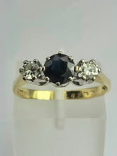 Cargar imagen en el visor de la galería, 2071: Vintage; 18ct Gold French Blue Sapphire Diamonds (0.3ct) Three Stone Ring- From 1984
