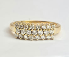 Cargar imagen en el visor de la galería, 2103: Vintage: 18ct Gold Three- Row 23 Round Full Cut Diamonds (0.54ct) Ring- Exquisite

