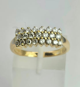 2103: Vintage: 18ct Gold Three- Row 23 Round Full Cut Diamonds (0.54ct) Ring- Exquisite