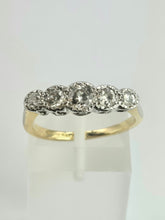 Load image into Gallery viewer, 2106: Vintage: 18ct Gold natural Diamonds (0.69ct) 5-Stone Ring- Splendid
