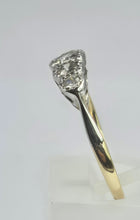 Load image into Gallery viewer, 2106: Vintage: 18ct Gold natural Diamonds (0.69ct) 5-Stone Ring- Splendid

