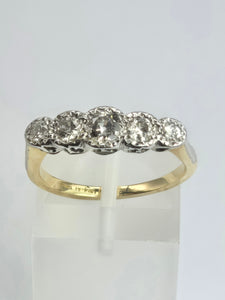 2106: Vintage: 18ct Gold natural Diamonds (0.69ct) 5-Stone Ring- Splendid