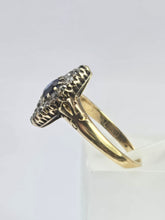 Cargar imagen en el visor de la galería, 2139: Vintage; 18ct Gold Art Deco Marquise Sapphire Diamonds Cluster Ring
