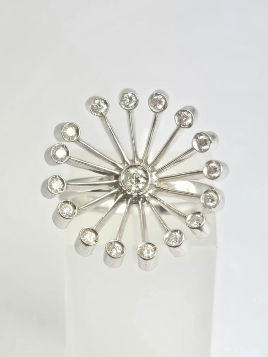 2201 Vintage: 18ct White Gold Diamond Sunray Cluster Ring