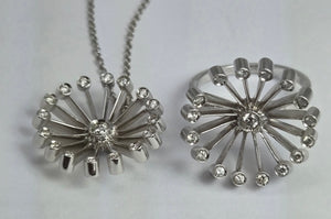 0112: Vintage: 18ct White Gold "Sunray" Diamonds Fine Jewellery Set: Ring, Pendant, Necklace- Extraordinary