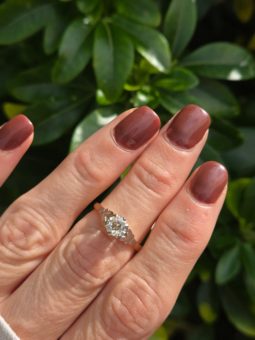 2075: Vintage: 18ct Gold (0.63ct) Round Cut Diamond Solitaire Set in Platinum- Marvellous