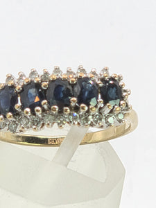 2125: Vintage: 9ct Gold 5 Australian Blue Sapphires 26 Diamonds Dress Ring