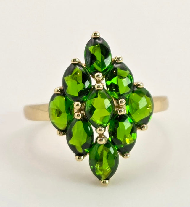2126: Vintage: 9ct Gold Green Diopsides Geometric Cocktail Ring- she scintillates&nbsp;