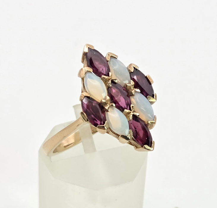 2152: Vintage: 9ct Gold Almandine Garnets White Opals Geometric Set Ring