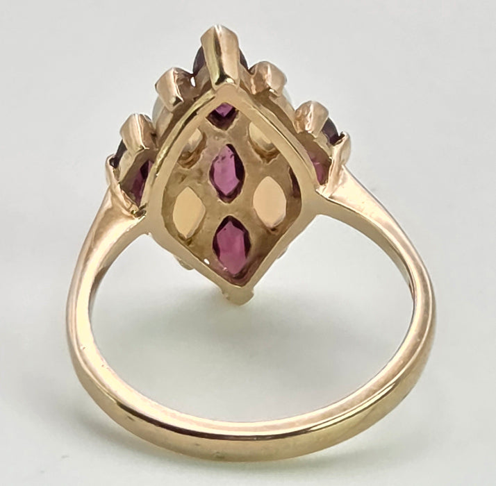2152: Vintage: 9ct Gold Almandine Garnets White Opals Geometric Set Ring