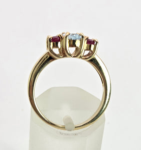 2160: Vintage; 9ct Gold Blue Aquamarine Scarlet Red Topaz Dress Ring- seductive combination