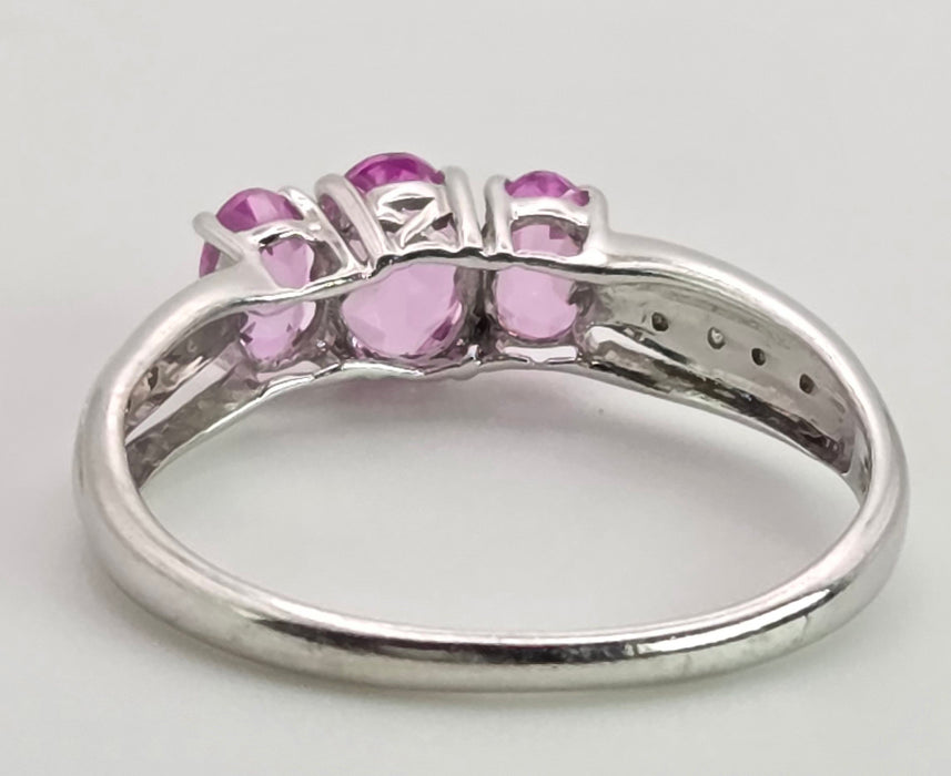 2163 :Vintage: 9ct White Gold Pink Sapphires Diamonds Ring- Petite, sparkling beauty